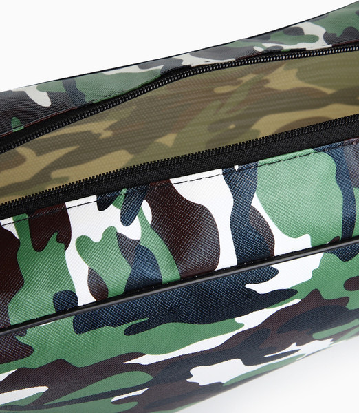 Изображение товара Косметичка Sima-Land Камуфляж. На молнии / 4445814 (зеленый)