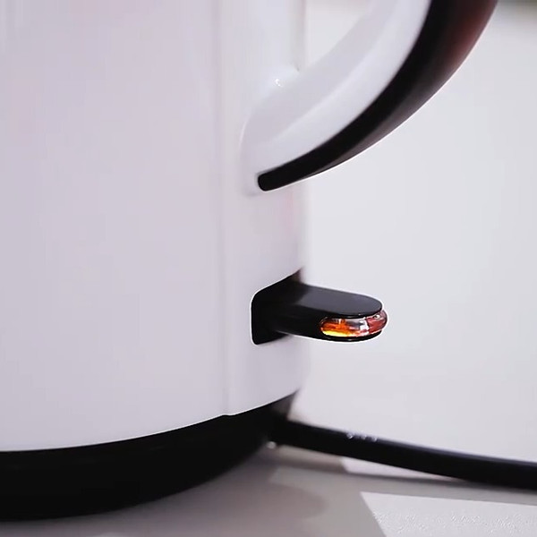 Изображение товара Электрочайник Sonifer SF-2091 (белый)