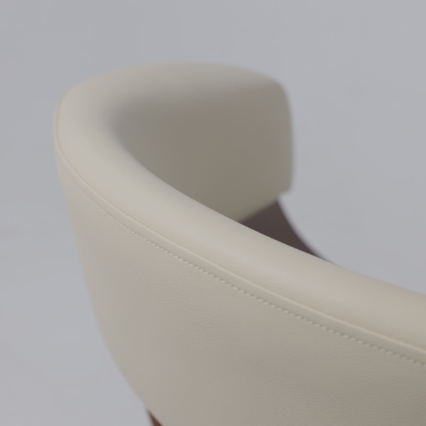 Изображение товара Стул AksHome Mody  (экокожа, кремовый/орех)