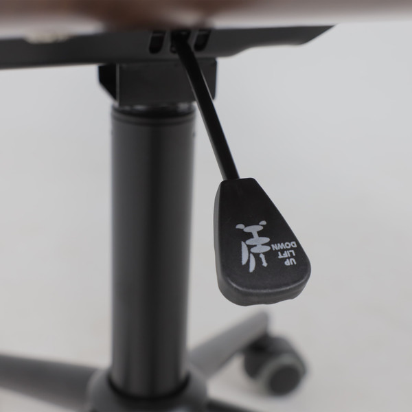 Изображение товара Кресло офисное AksHome Angara (экокожа, черный/черный)