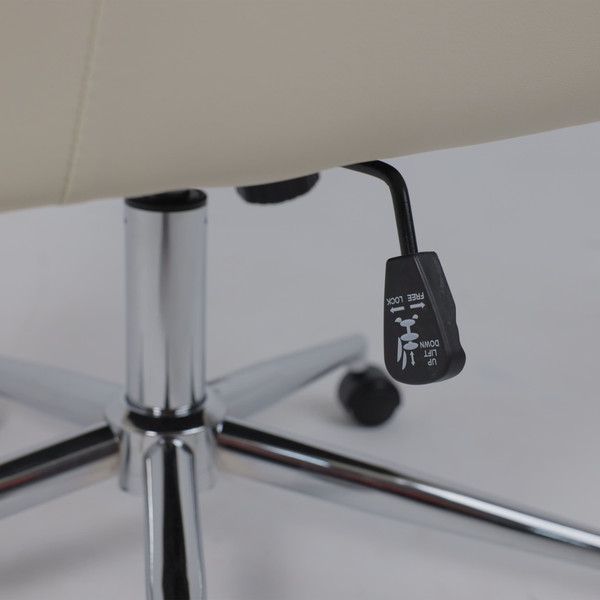 Изображение товара Кресло офисное AksHome Bella XL Chrome (Pegasso крем)