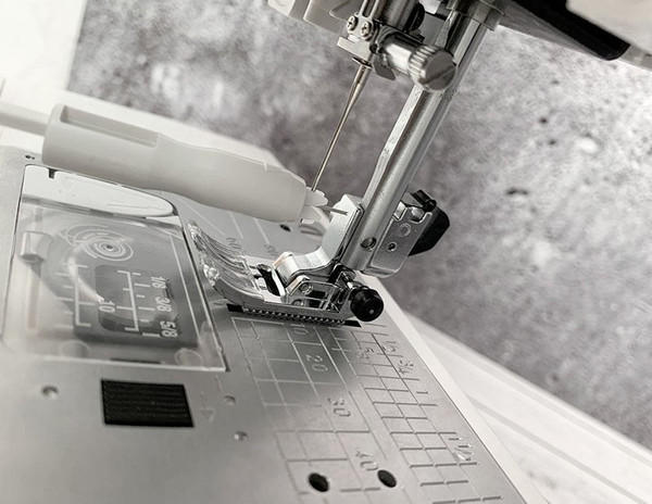 Изображение товара Нитевдеватель Janome J200-347-008