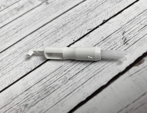 Изображение товара Нитевдеватель Janome J200-347-008