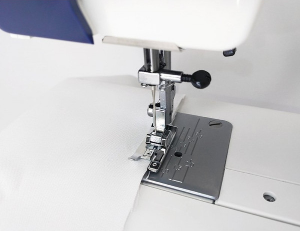 Изображение товара Набор лапок для швейной машины Janome Универсальный 202-476-003