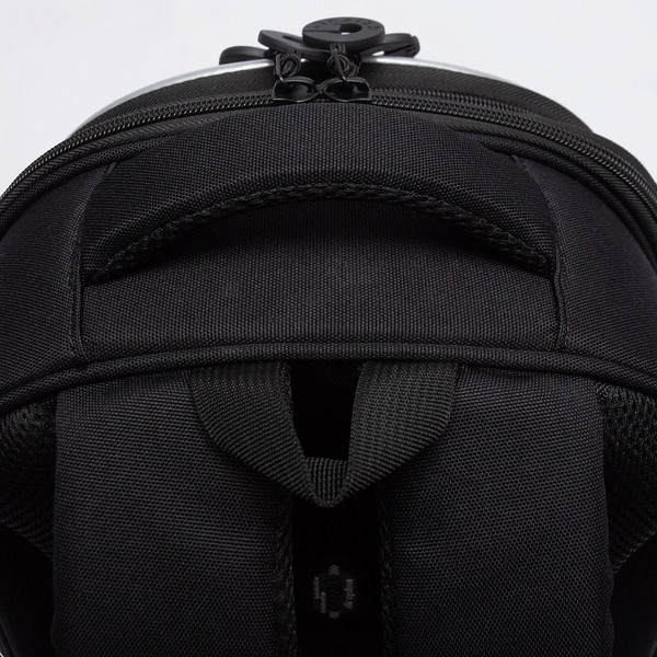 Изображение товара Школьный рюкзак Grizzly RAz-587-8 (черный/серый)