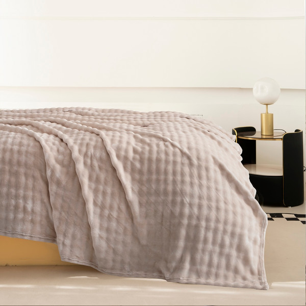 Изображение товара Плед Karven Велсофт 1.5сп / PL 011 SOLID BUBBLE v5/Beige