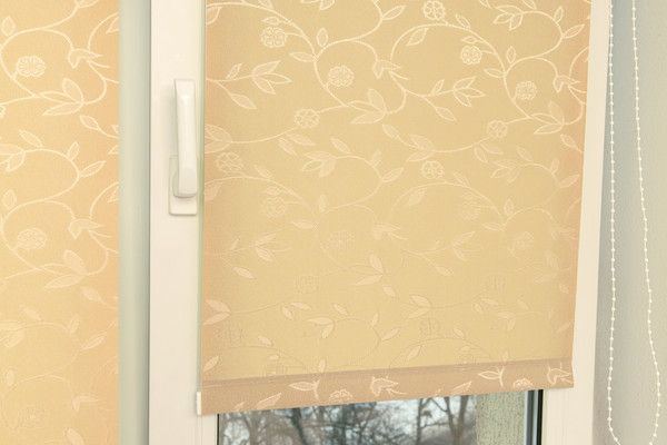 Изображение товара Рулонная штора Delfa Сантайм Жаккард Версаль СРШ-03Д 8702 (120x170, бежевый)