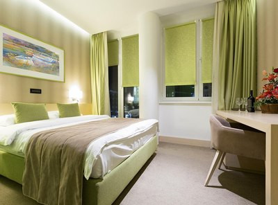 Изображение товара Рулонная штора Delfa Сантайм Жаккард Оливия СРШ-03Д 8257 (130x170, салатовый)