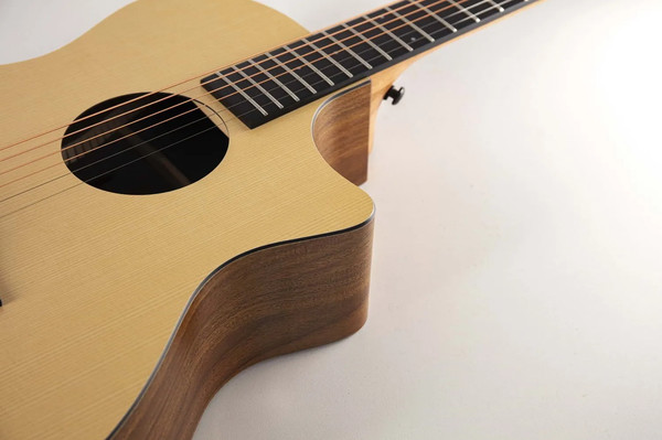 Изображение товара Акустическая гитара Enya EGA-X0/NA (с аксессуарами)