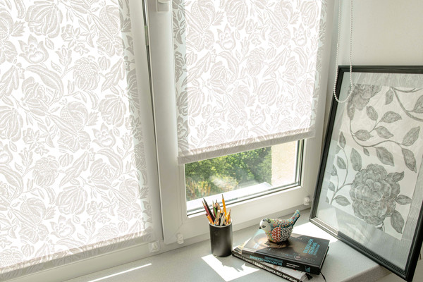 Изображение товара Рулонная штора Delfa Сантайм Глория СРШ-03Д 276 (160x170, роза белая)