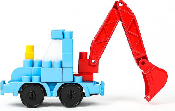 Изображение товара Конструктор Город мастеров Синий трактор+тележка с буквами / 10045-BA (39эл)