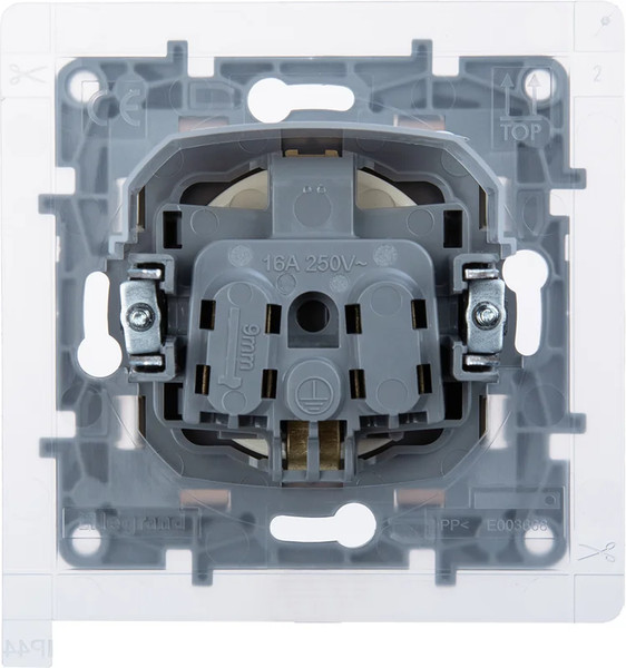 Изображение товара Розетка Legrand Etika 672326 (слоновая кость)