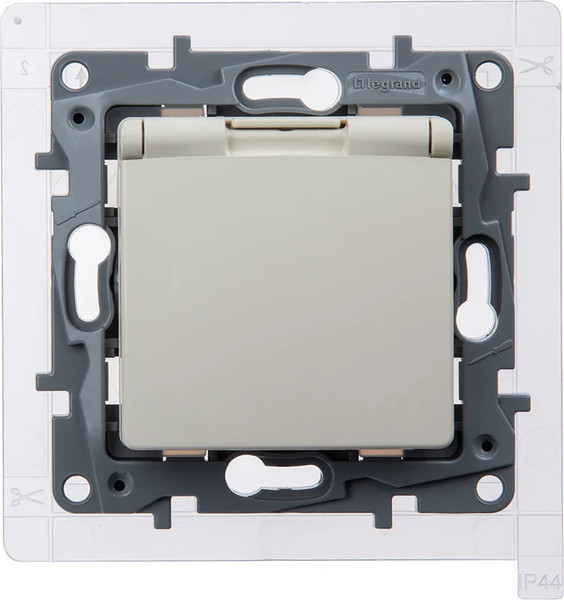 Изображение товара Розетка Legrand Etika 672326 (слоновая кость)