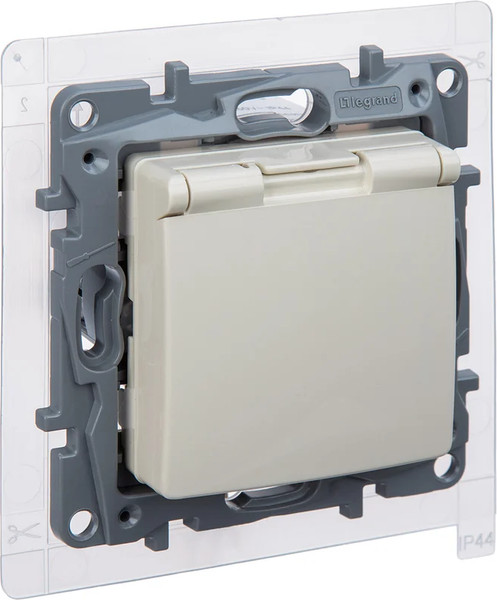 Изображение товара Розетка Legrand Etika 672326 (слоновая кость)