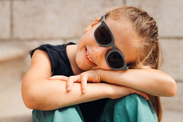 Изображение товара Очки солнцезащитные Beaba Sunglasses 2-6 ans Square Sunny Gris mineral / 930402