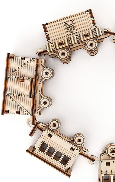 Изображение товара Сборная модель Drovo Паровоз с вагонами 6 в 1 / DR031