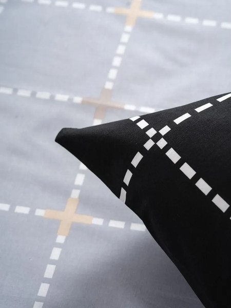 Изображение товара Комплект постельного белья Luisa de Rizzo Клетка Евро 20214-1+20214-2 (наволочки 70x70)