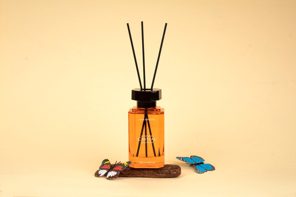 Изображение товара Аромадиффузор Sofi de Marko Spicy Flower / Дф-48-180мл (180мл)