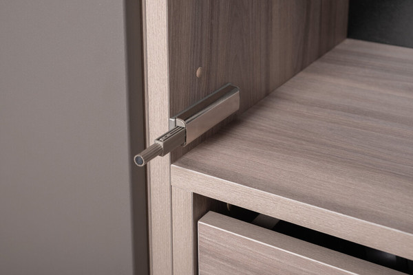 Изображение товара Шкаф-пенал Mobi Роквуд 16.322.03 (эмили блаш U9135/графит мягкая шагрень 2998 ПВХ)