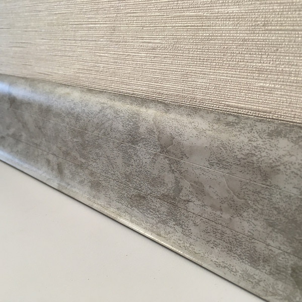 Изображение товара Плинтус LinePlast ПВХ 58мм L047 (2.2м, бетон)