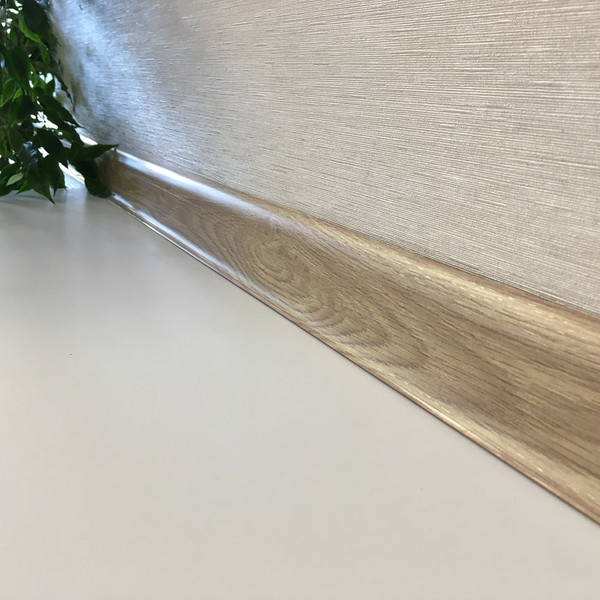Изображение товара Плинтус LinePlast ПВХ 58мм L063 (2.2м, дуб паркетный)