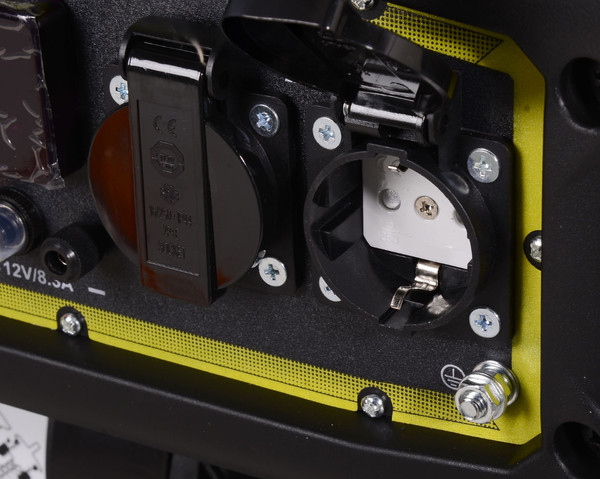 Изображение товара Инверторный генератор Huter DN А7,5i (64/10/25)