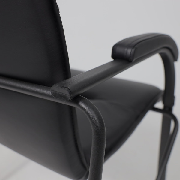 Изображение товара Стул офисный AksHome Samba Aks-1 000.704 (Pegasso черный/мягкие подлокотники/основание черное)
