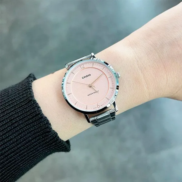 Изображение товара Часы наручные женские Casio Collection LTP-VT04D-4A
