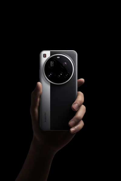 Изображение товара Смартфон Xiaomi 15 Ultra 16GB/512GB (Silver Chrome)