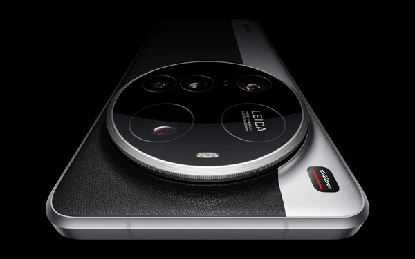 Изображение товара Смартфон Xiaomi 15 Ultra 16GB/512GB (Silver Chrome)