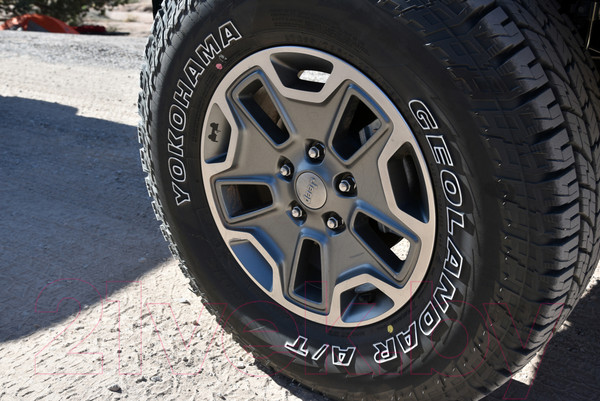 Изображение товара Всесезонная шина Yokohama Geolandar G015 215/70R16 100H