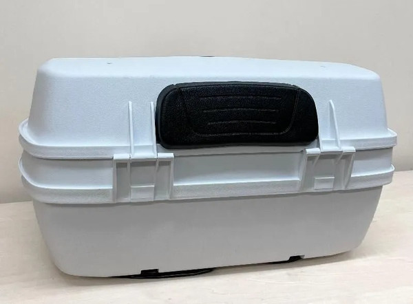 Изображение товара Кофр для мотоцикла AVM 698 (белый)