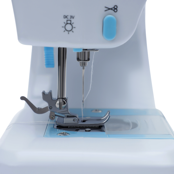Изображение товара Швейная машина RAGEX R1102-100 (белый/голубой)
