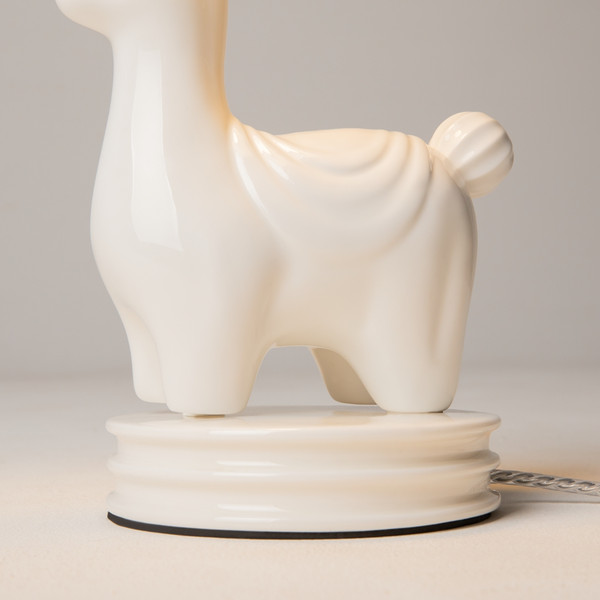 Изображение товара Прикроватная лампа Maytoni Senor Alpaca MOD377TL-L5W3K