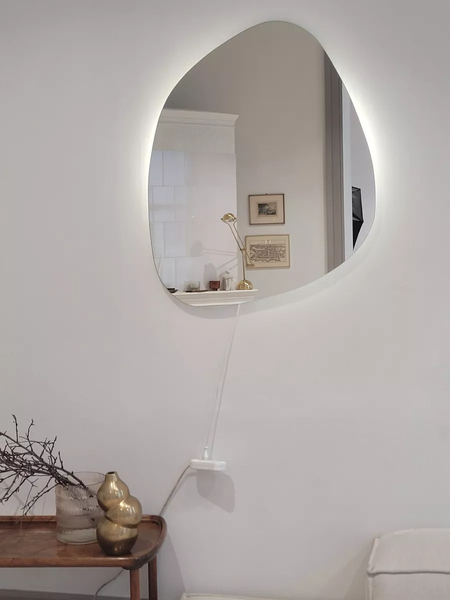 Изображение товара Зеркало Emze 64x80 / LED.NF.64.80.SW.4K (с подсветкой)