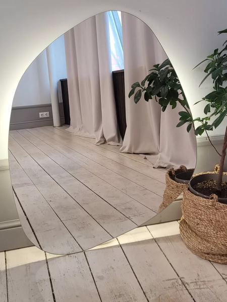 Изображение товара Зеркало Emze 64x80 / LED.NF.64.80.SW.4K (с подсветкой)