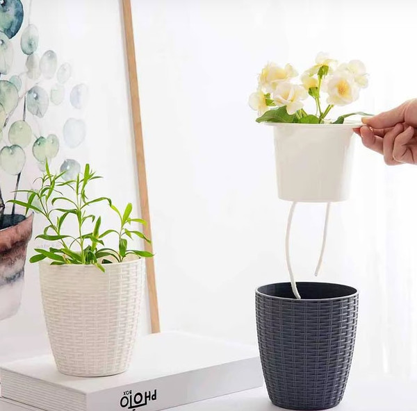 Изображение товара Вазон BOTANICA Ratan с автополивом (13.8x14см, белый)