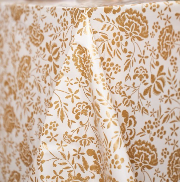 Изображение товара Скатерть Stolima Декор-шанс 5008 Золотое шитье (130x130)