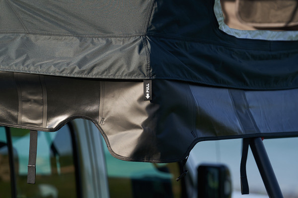 Изображение товара Палатка на крышу автомобиля Wild Land Voyager 140 Pro / 900008-0001-0001