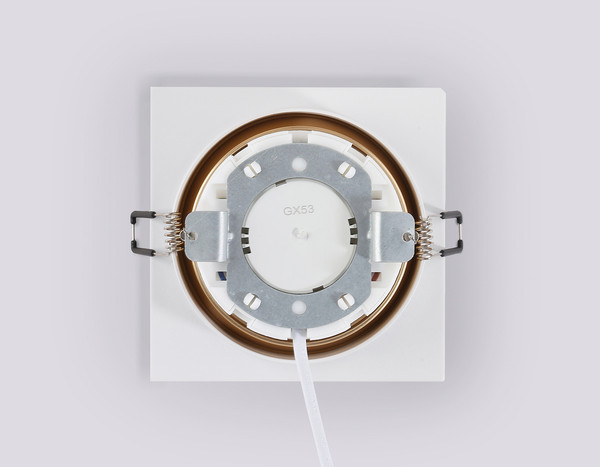 Изображение товара Точечный светильник Ambrella TN52338 SWH/SGD (белый песок/золото песок)