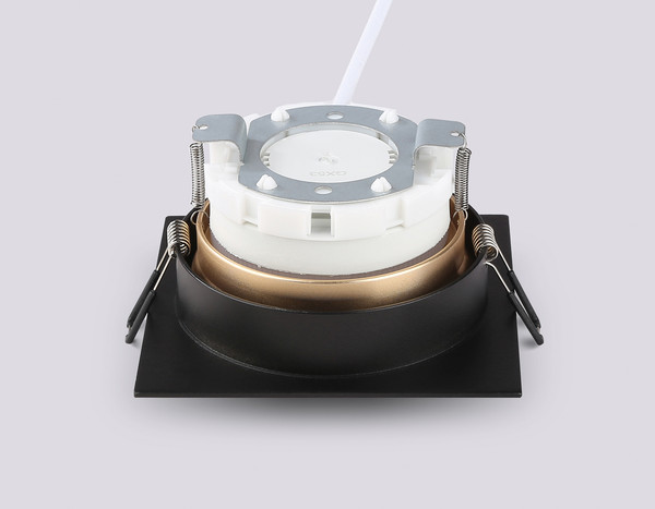 Изображение товара Точечный светильник Ambrella TN52340 SBK/SGD (черный песок/золото песок)