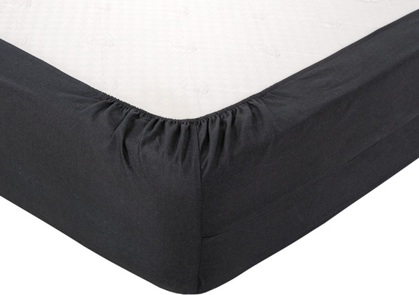 Изображение товара Простыня АртПостель Черный на резинке 986 (200x200)