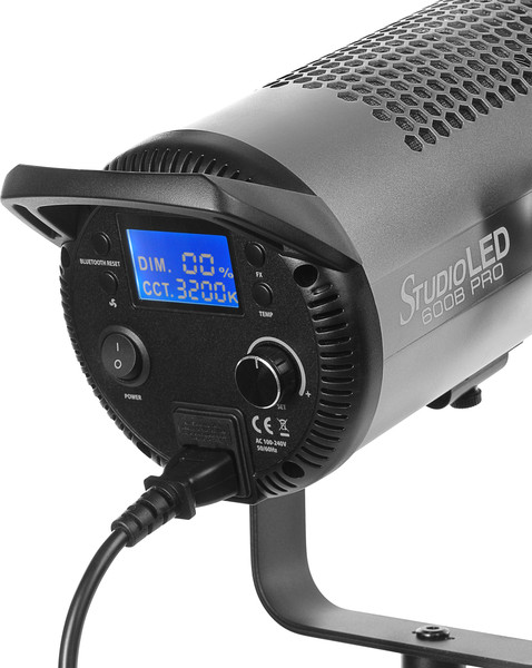 Изображение товара Осветитель студийный Falcon Eyes Studio LED 600B Pro / 31399