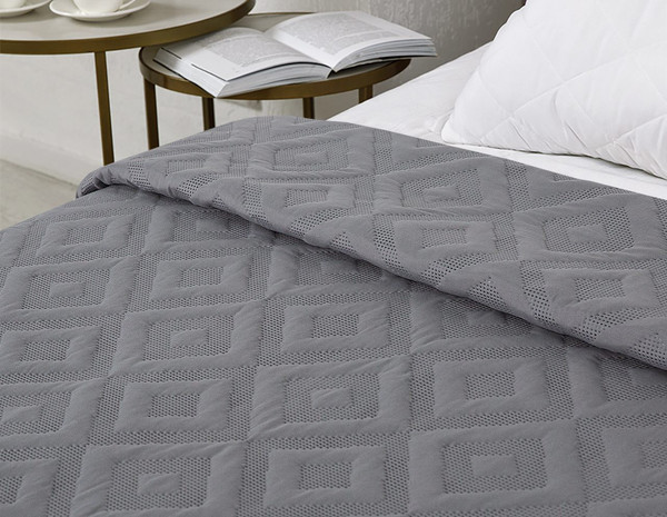 Изображение товара Покрывало АртПостель Пепельный 2241 (ультрастеп, 150x215)