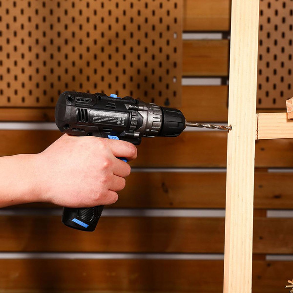 Изображение товара Аккумуляторная дрель-шуруповерт Deko DKCD12 / 083-1121