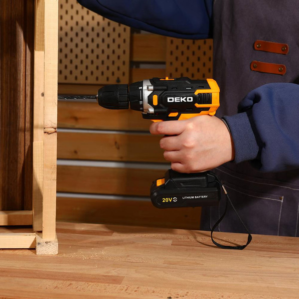 Изображение товара Аккумуляторная дрель-шуруповерт Deko Banger 20V ONE+ SET1 / 083-1110