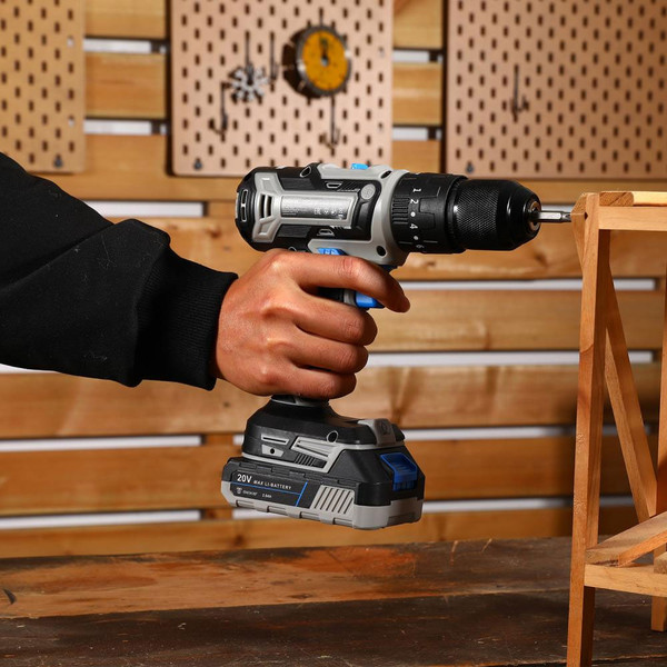 Изображение товара Аккумуляторная дрель-шуруповерт Deko DKCID20FU-Li / 083-1119