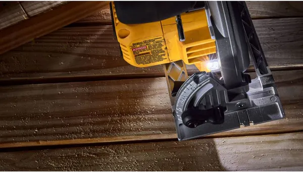 Изображение товара Профессиональная дисковая пила DeWalt DCS512P2