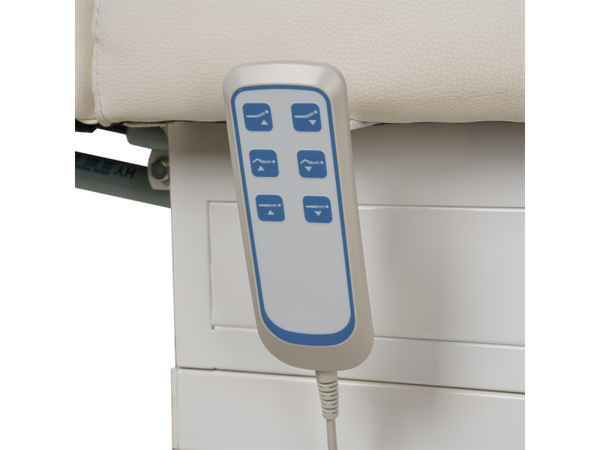 Изображение товара Косметологическое кресло Элеганс Сириус-11 (светло-бежевый матовый, регулировка высоты, угла наклона спинки)