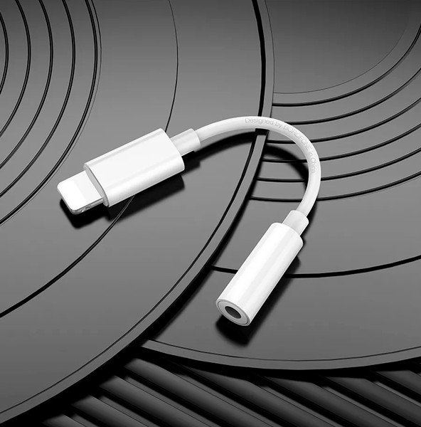 Изображение товара Адаптер Borofone BV21 Lightning (белый)